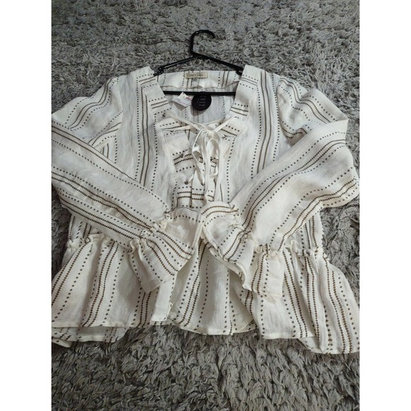 Cozy Casual Top Size M Beige And Brown Long Sleeve String Tie - Picture 8 of 10